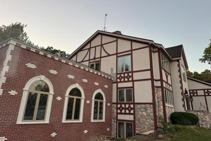 Wood Trim & Gazebo Staining Project Preview Image 2