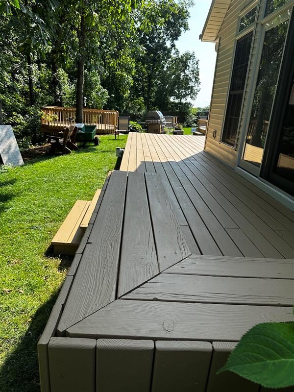 Deck Staining Project Preview Image 3