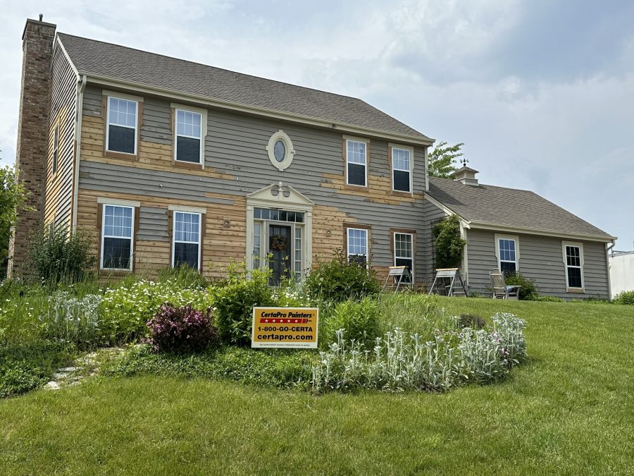 Front Of The Home (Before) Preview Image 5