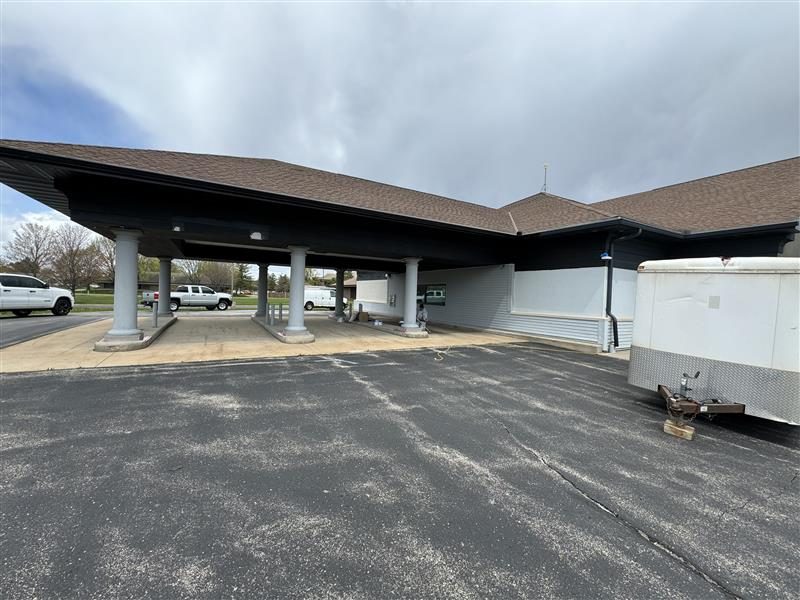 Building (Before) Preview Image 1