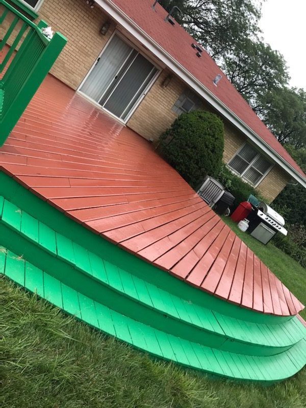 Itsaca, IL Top Deck Staining Company Preview Image 1