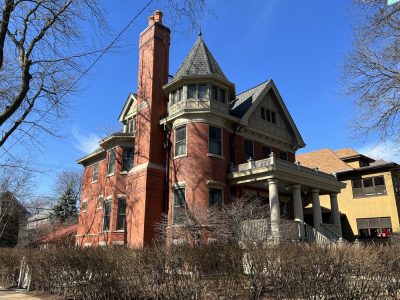 Chicago Lakewood-Balmoral 6