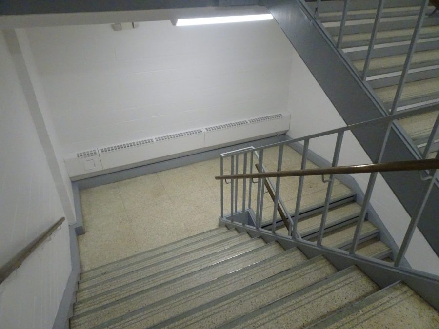 Interior Painting of Stairwell Preview Image 4