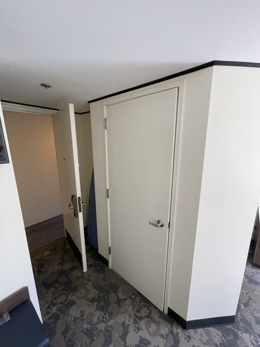 Another View of Entryway Preview Image 3