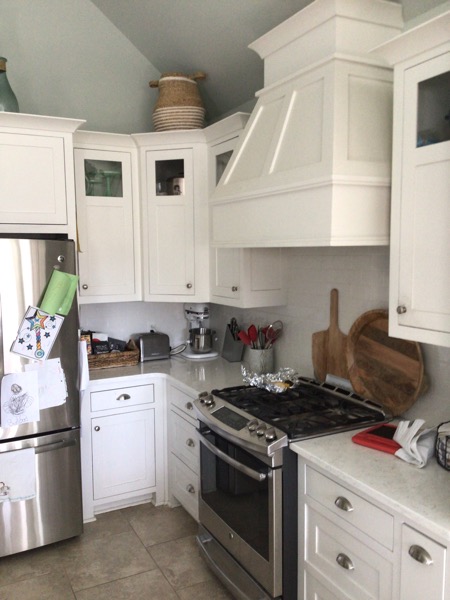 Kitchen cabinet repaint before