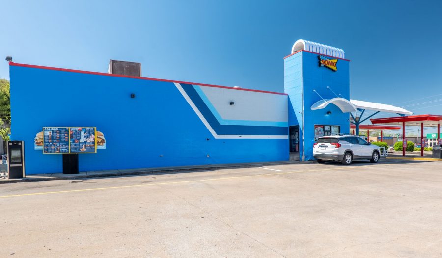 side of Sonic restaurant Preview Image 1
