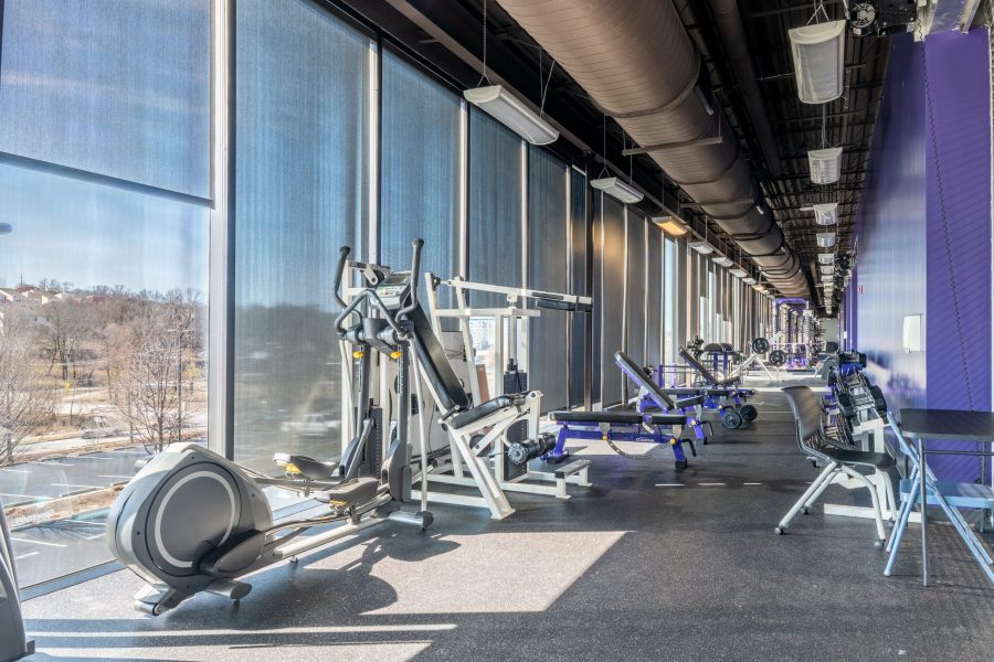 high school weight room Preview Image 5