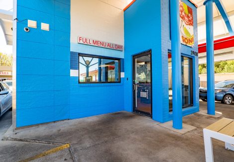 Sonic restaurant entrance