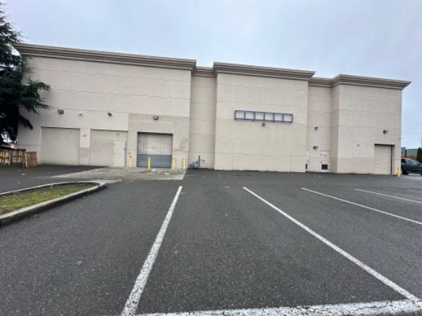 Harbor Freight Rear (Before) Preview Image 3