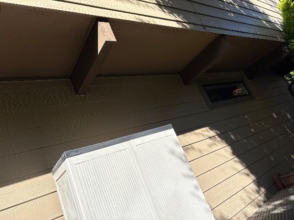 soffits and siding on house exterior before repaint Preview Image 12