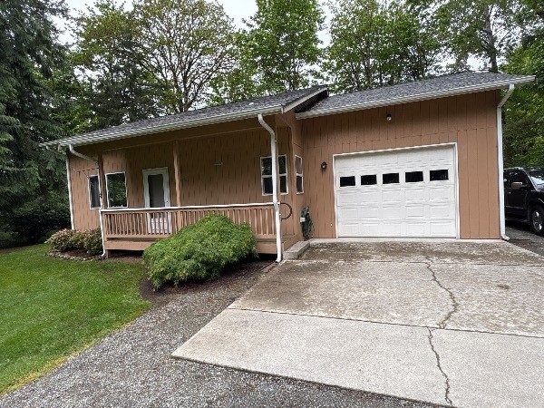 Residential Exterior Repainting Project Preview Image 1