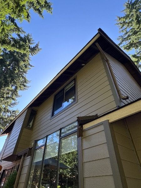 house siding before repaint Preview Image 9