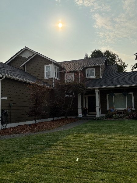 house with brown siding before repaint Preview Image 4