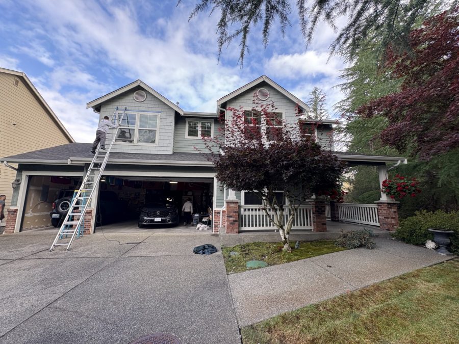 home exterior before repaint Preview Image 3