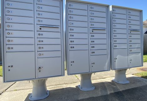 Brittany Lakes Mailboxes - Before & After Album