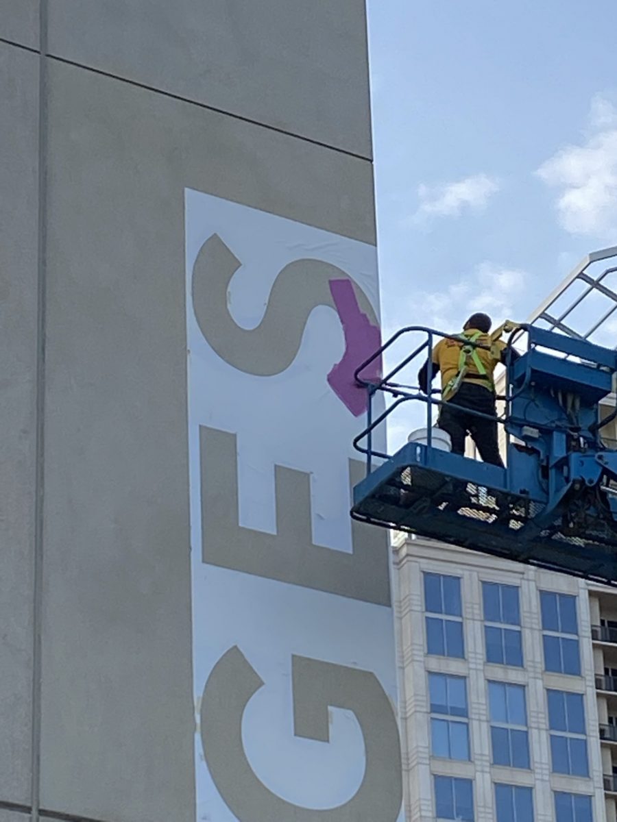 Parking Garage Exterior Painting In Progress Preview Image 26