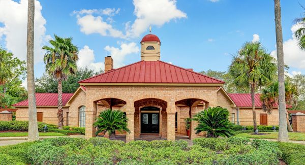 Twin Lakes Front shot