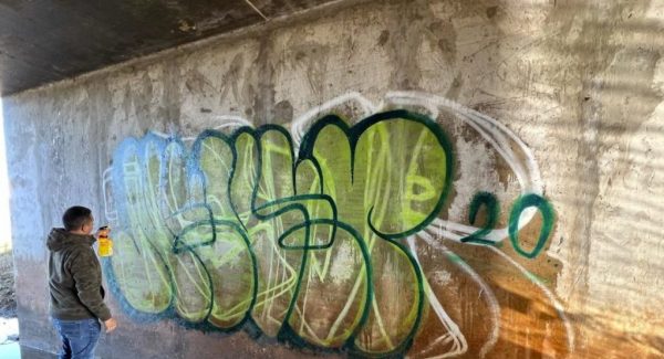 graffiti cover-up painting project