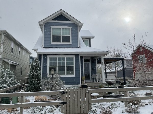 house with coating of snow on roof Preview Image 10