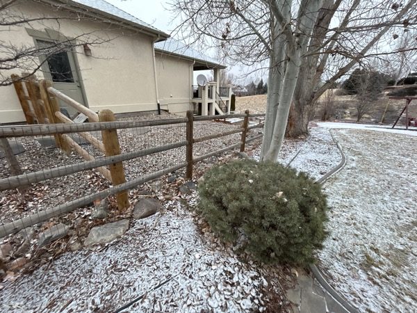 wooden fence with worn stain Preview Image 12