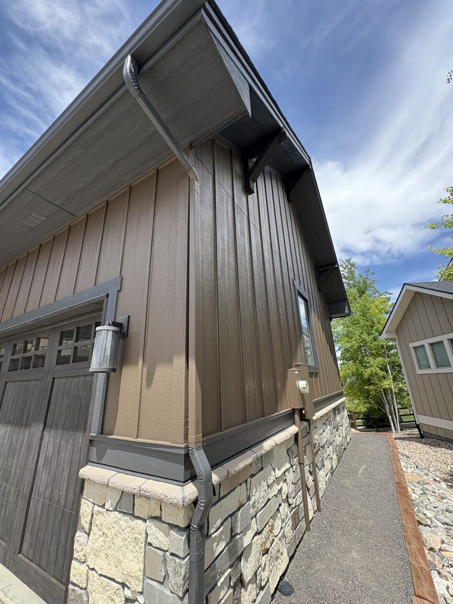 side of house with stucco and painted siding Preview Image 7