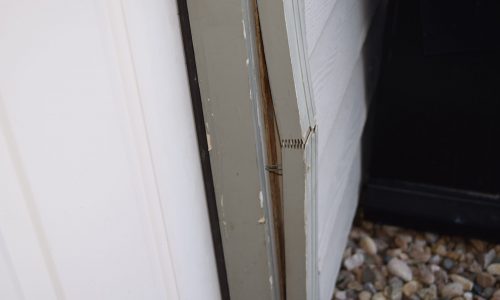 Door Trim Seperating