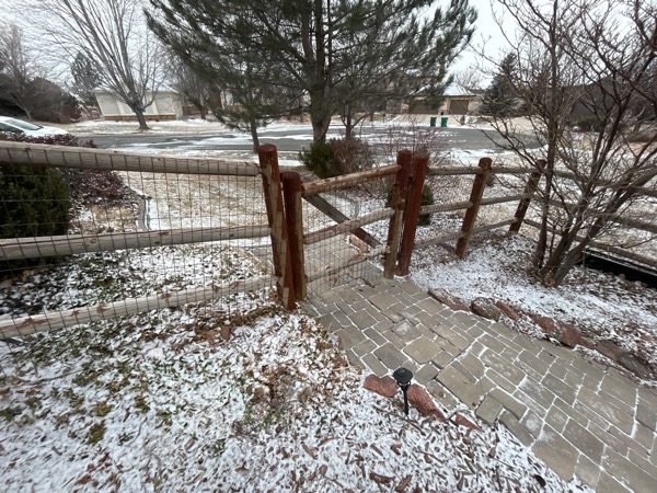 wooden fence with worn stain Preview Image 11