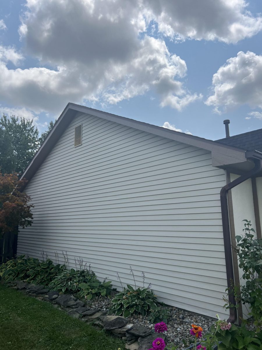 side of home Preview Image 1