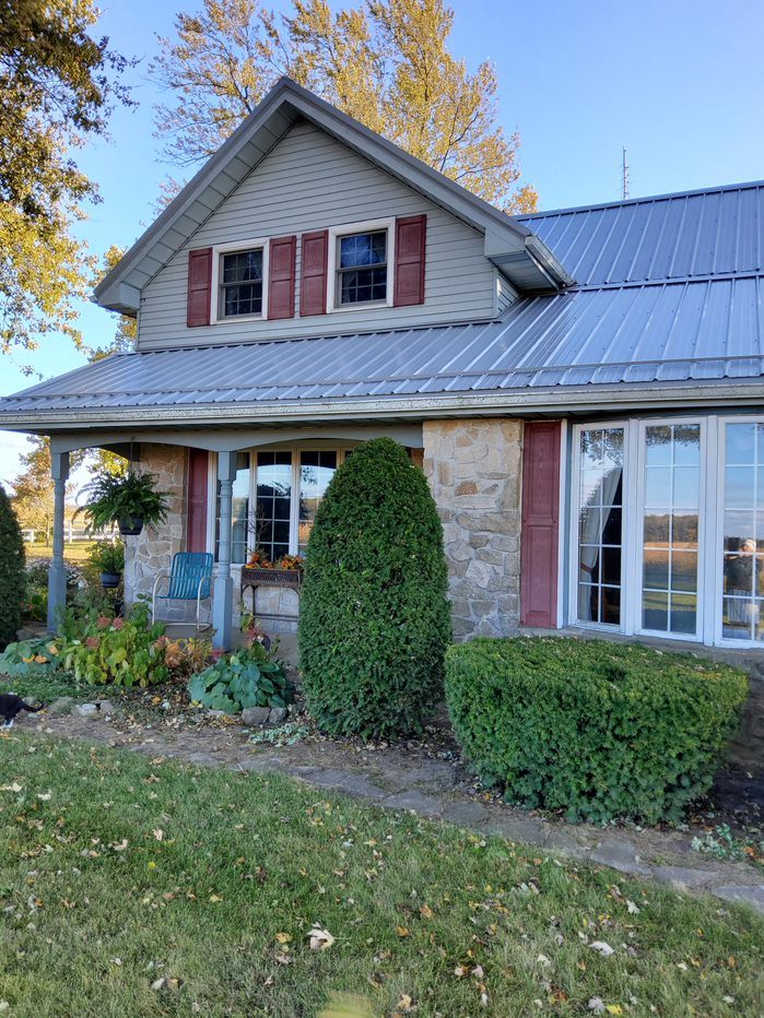 Residential Exterior Painting Preview Image 1