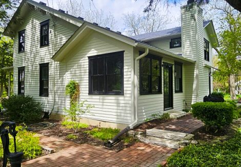 St. Charles Farm House Exterior and Fence Paint Job