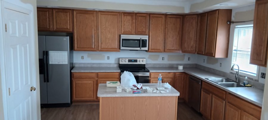 home kitchen with stained wood cabinets Preview Image 6