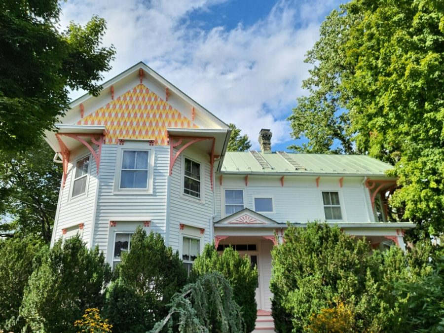 white siding home in fredericksburg, virginia