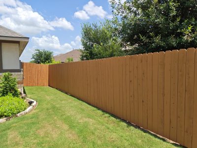 Professional Fence Staining in Georgetown, TX