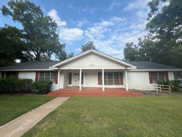 Before Professional Exterior Painting Preview Image 4