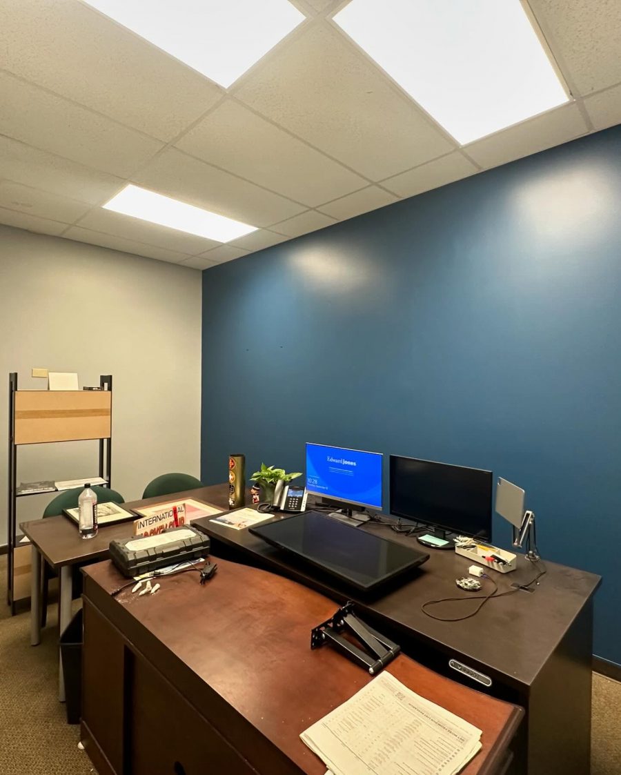 Edward Jones Painting Project Preview Image 6