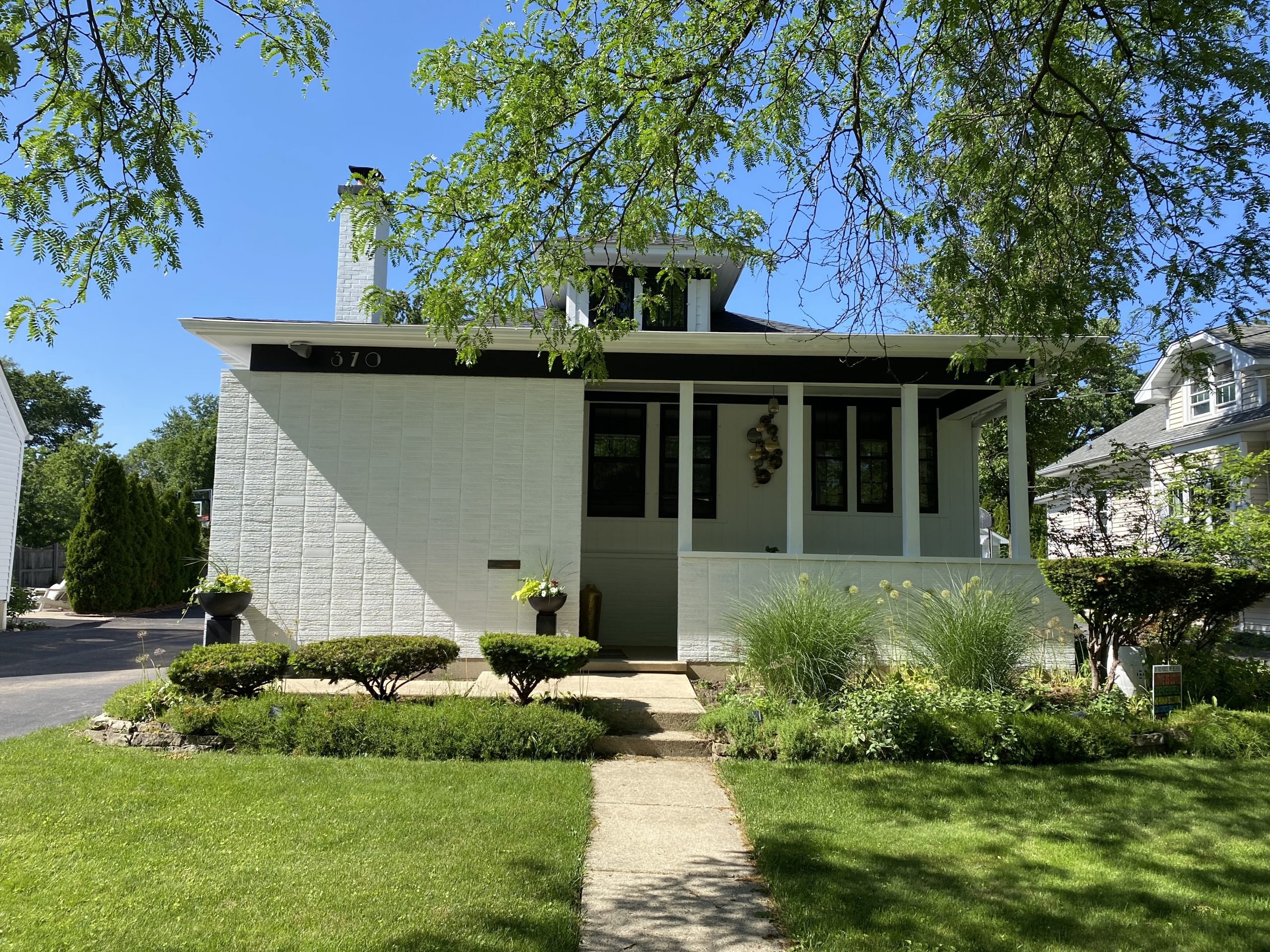 Historic Home In Glen Ellyn