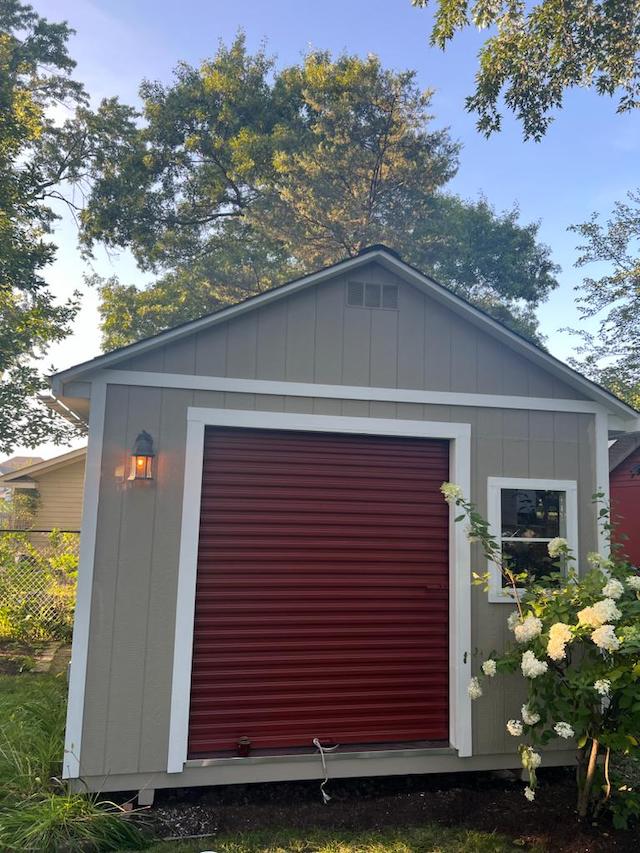 Painting of Shed in Lombard IL After
