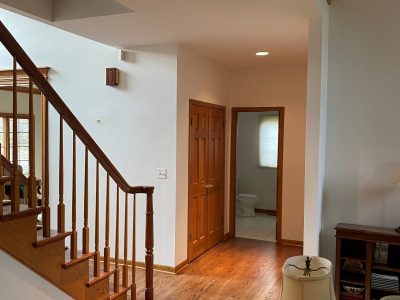 photo of an entryway and staircase