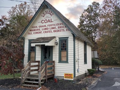 commercial exterior painting of a general store in new jersey