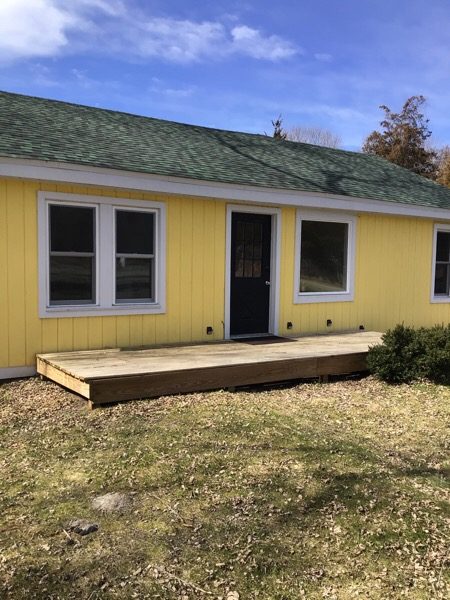 yellow house Preview Image 1