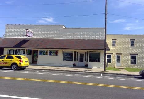 MoeZ Inn after exterior painting by CertaPro Painters of Grand Rapids, MI