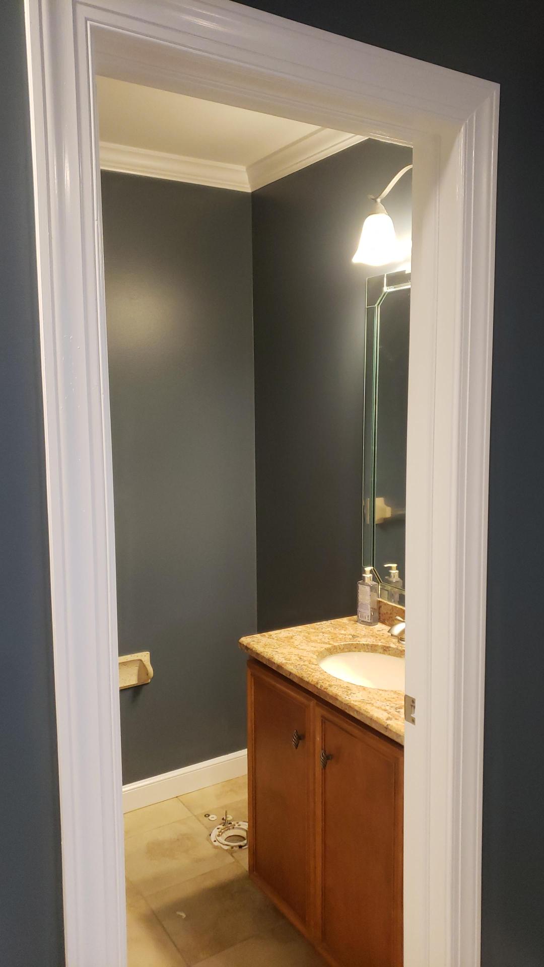 Bathroom in Easton, PA, before residential interior painting project by CertaPro Painters of the Greater Lehigh Valley