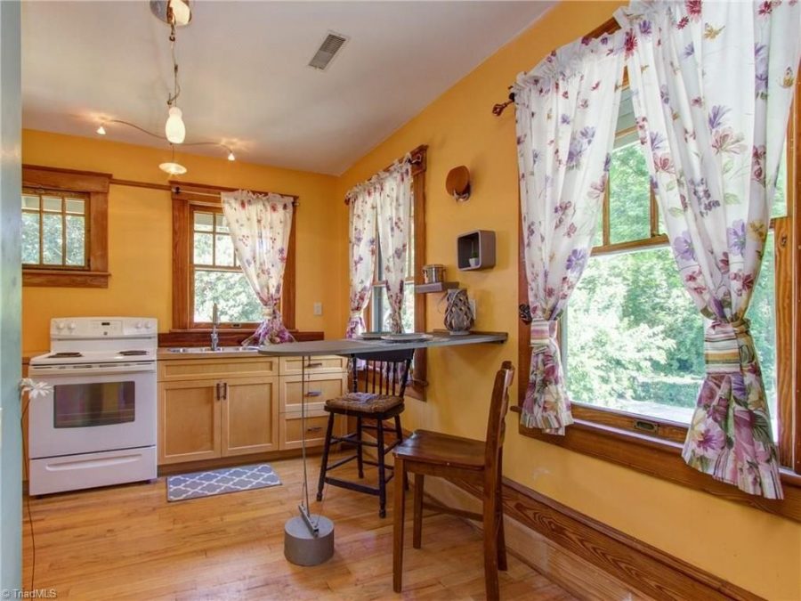 interior-painting-greensboro Preview Image 17