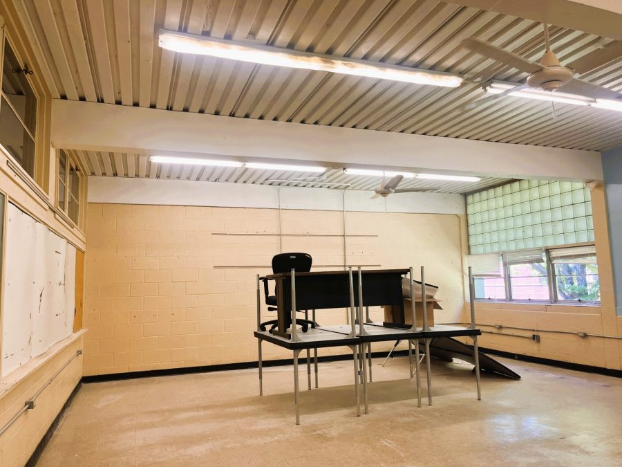 School Metal Ceiling Painting Laurens, SC Preview Image 2