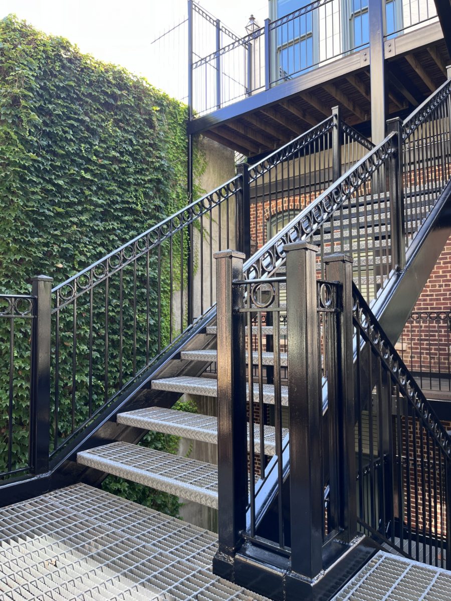 Greenville, SC Courtyard Exterior Painting Preview Image 4