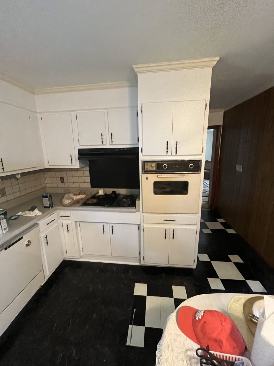 Professional Cabinet Painting Mauldin, SC Preview Image 1