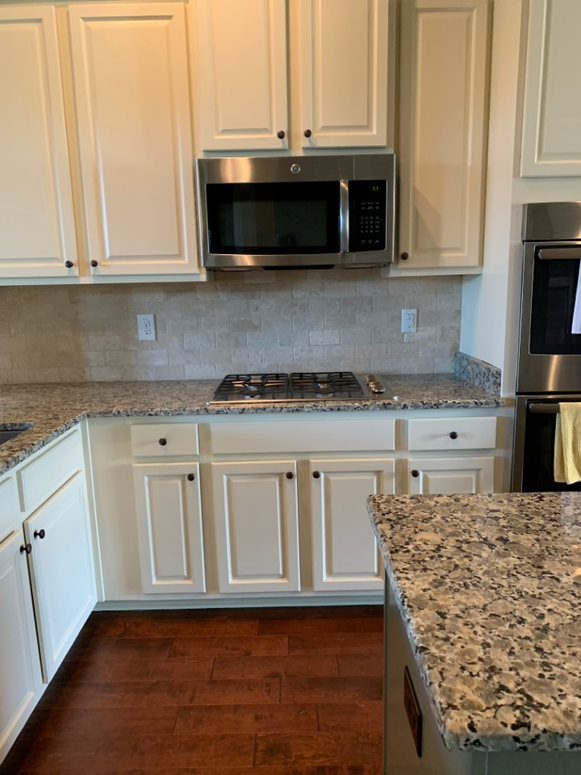 Simpsonville, SC Professional Cabinet Painting Preview Image 1