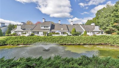 The Lansdowne Condominiums