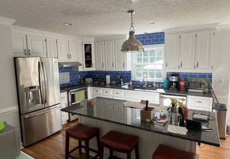 Kitchen Cabinets Refinishing Project