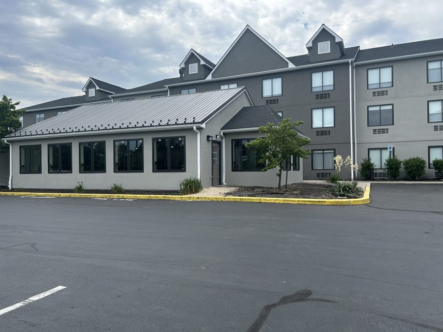 Country Inn & Suites after exterior painting project - angle 4 Preview Image 1